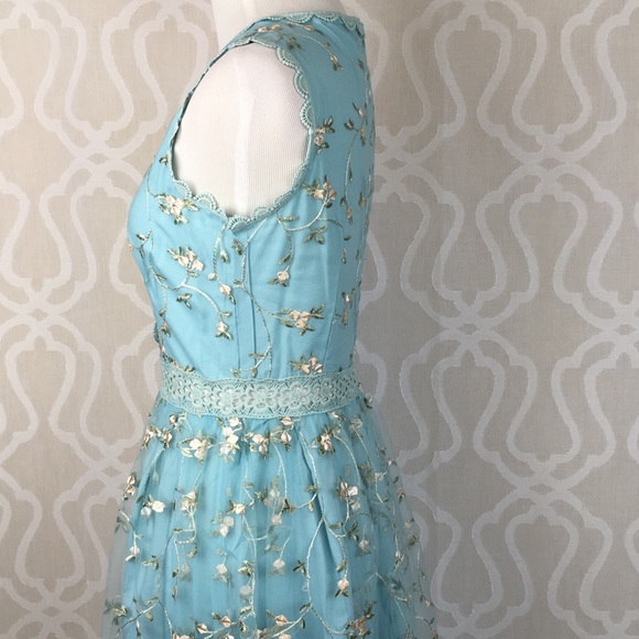 *LAST ONE* Enchanted Cinderella Ball Gown - Picture 5 of 8